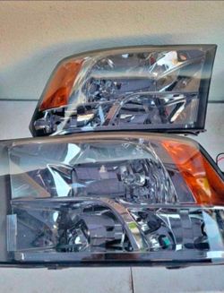 09-18 RAM Headlights Faros Calaveras Micas Luces Lamps