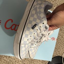Women Vans Size 6