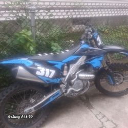 Kawasaki Dirt Bike with Custom Graphics