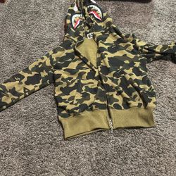 Bape ( Bathing Ape ) Sweater 