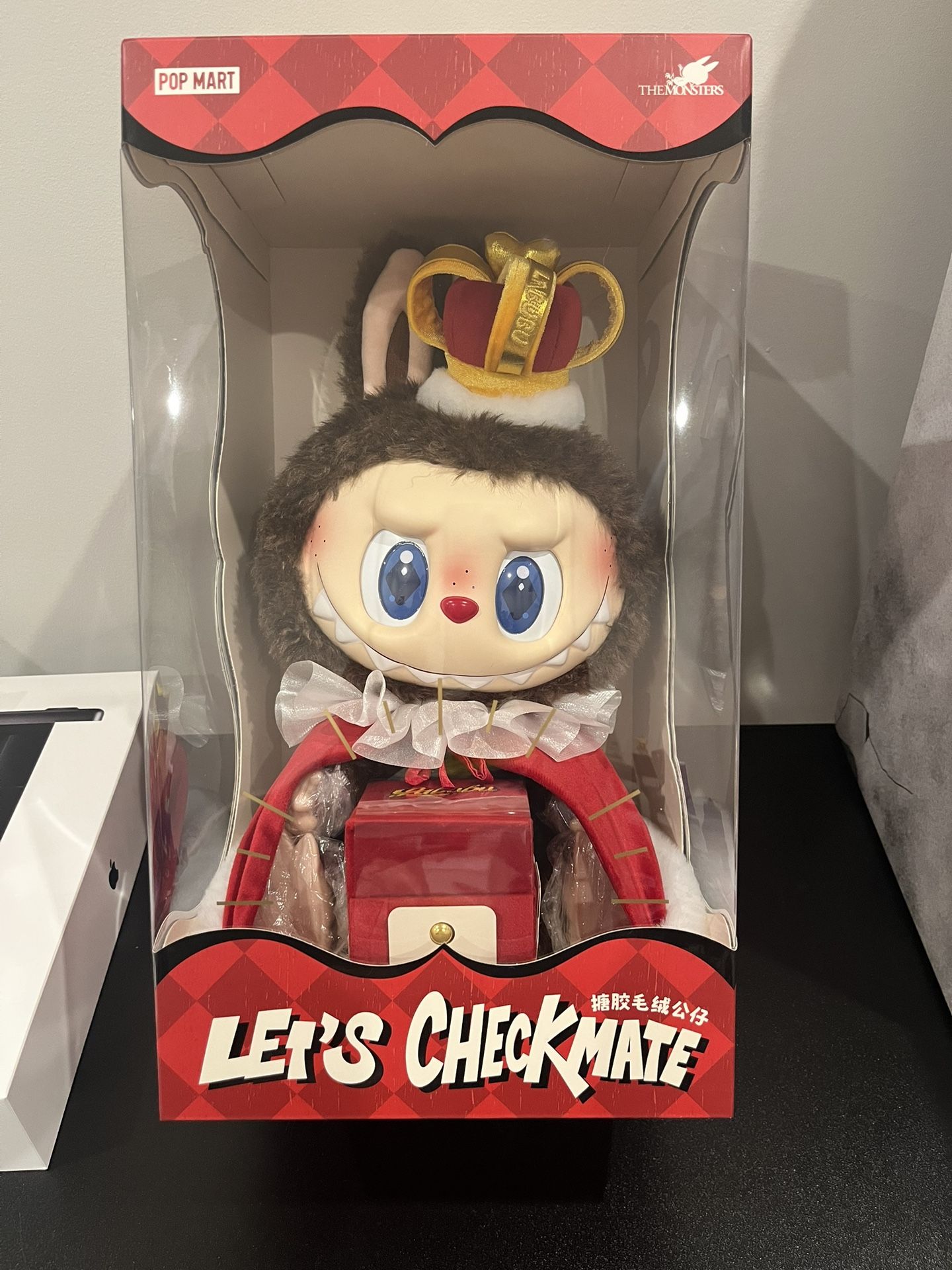LABUBU LETS CHECKMATE KING