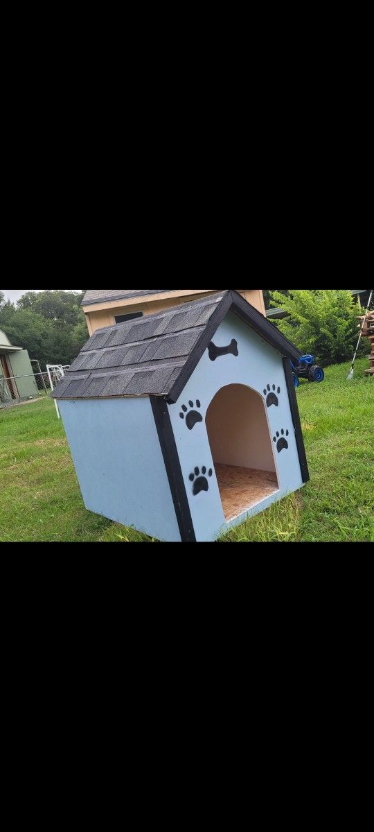 Big Dog House