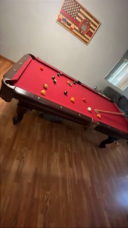 8 ft pool table