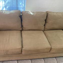 SOFÁ SALA CINDY CRAWFORD