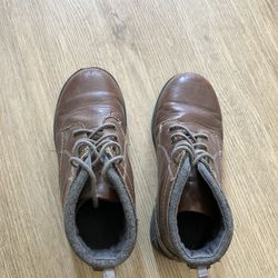 Kids’ Boots Size 2