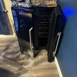 Wine and beverage Cooler