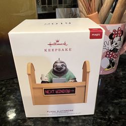 Nib Hallmark Keepsake Flash Slothmoore From Disney’s Zootopia