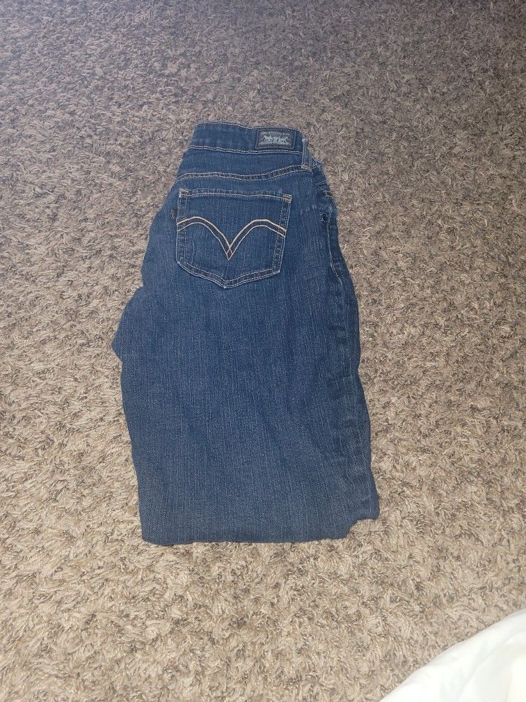 Levi's