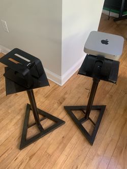 Speaker stands and mac mini 2013