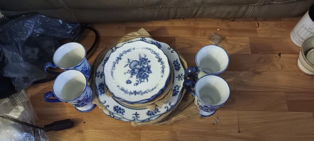 Vintage Dishes