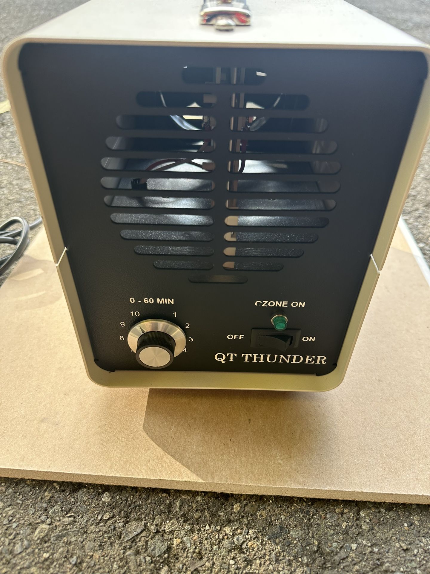 Queenaire QT Thunder Deodorizer