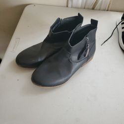 Black Ankle Boots 