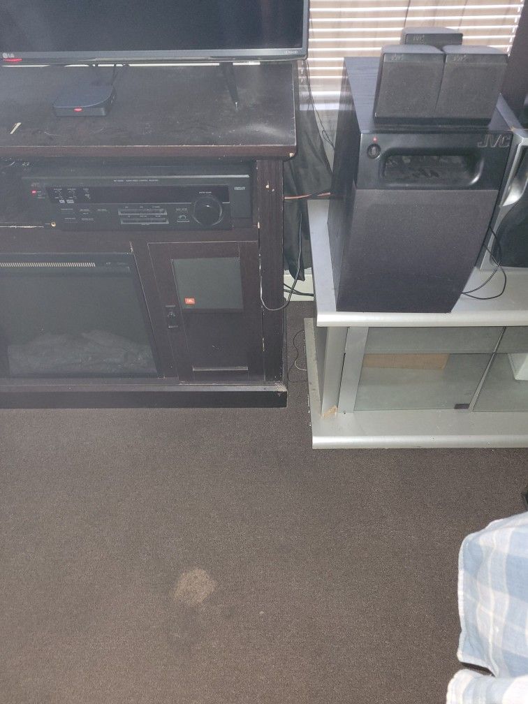 JVC A/V Control Receiver RX-5020V 5.1 Dolby DTS With Remote Subwoofer and speakers