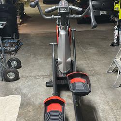 Bow flex  Max Trainer 