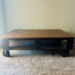 Rustic/Farmhouse Coffee & End Table Set $75