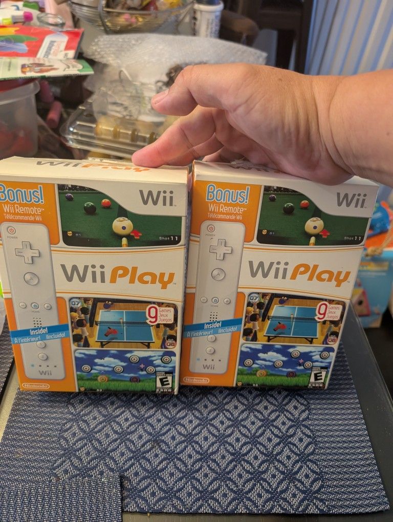Wii Play Bundle With Controller