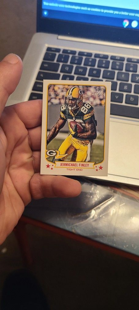 Jermichael Finley 2013 Topps Magic Mini Football Card