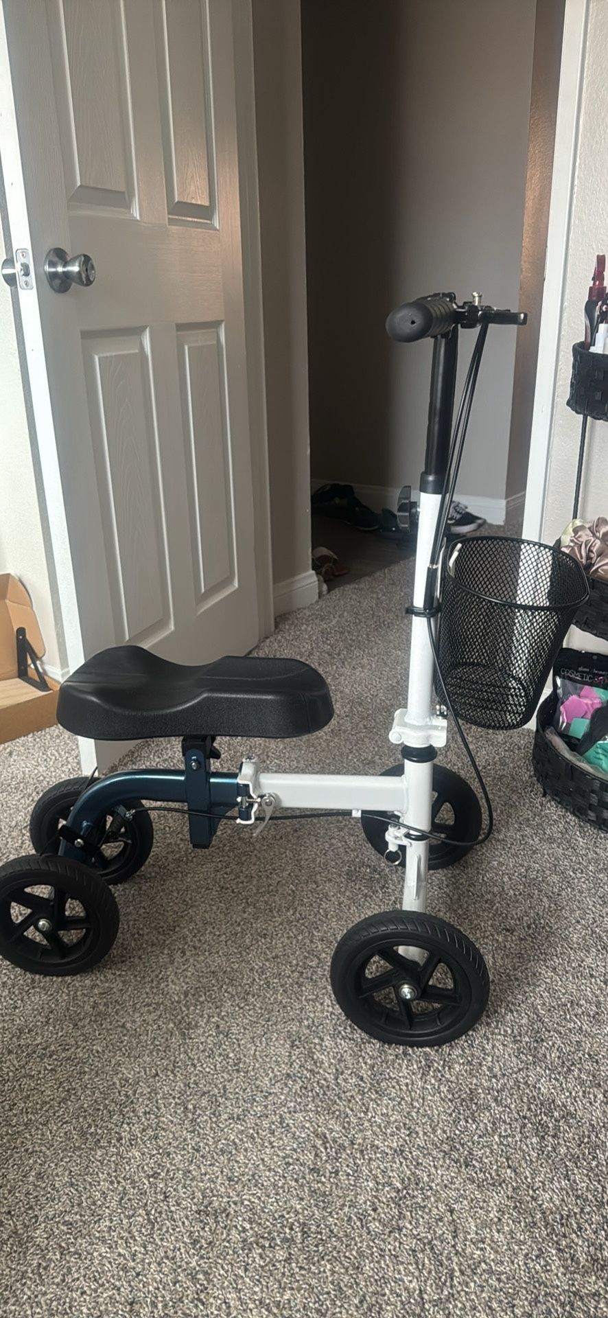 Knee Scooter