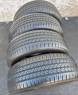 235/50/20 Bridgestone vendo un set de llantas usadas excelente condiciones de vida las 4 ✅🤩I am selling a set of used tires, all 4 in excellent livin