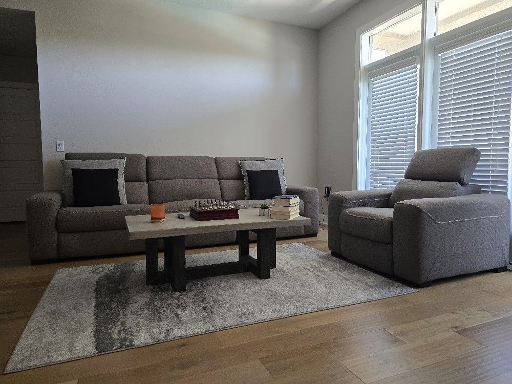 Ashley - Mabton Dual Power Sofa and Recliner- Like New