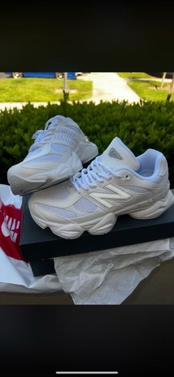 New Balance 9060 (WHITE)