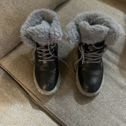 Grade School Girls Boots