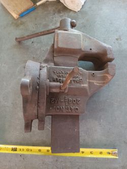 Vintage vise columbian 203-m2