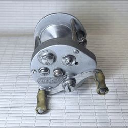 F140- Vintage Pflueger Supreme Early Patent-Foot Reel USA, Pre-511 Model