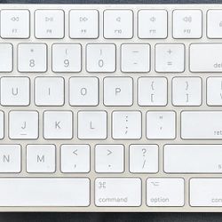 Magic Keyboard- Used 