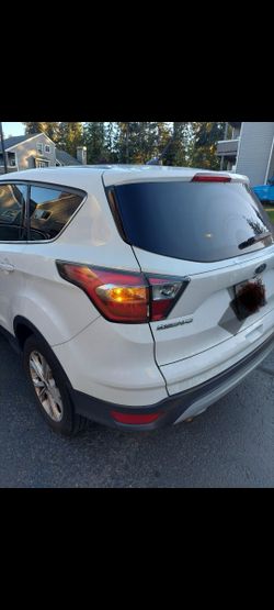 Ford Scape 2017 Tail Light (LEFT SIDE)