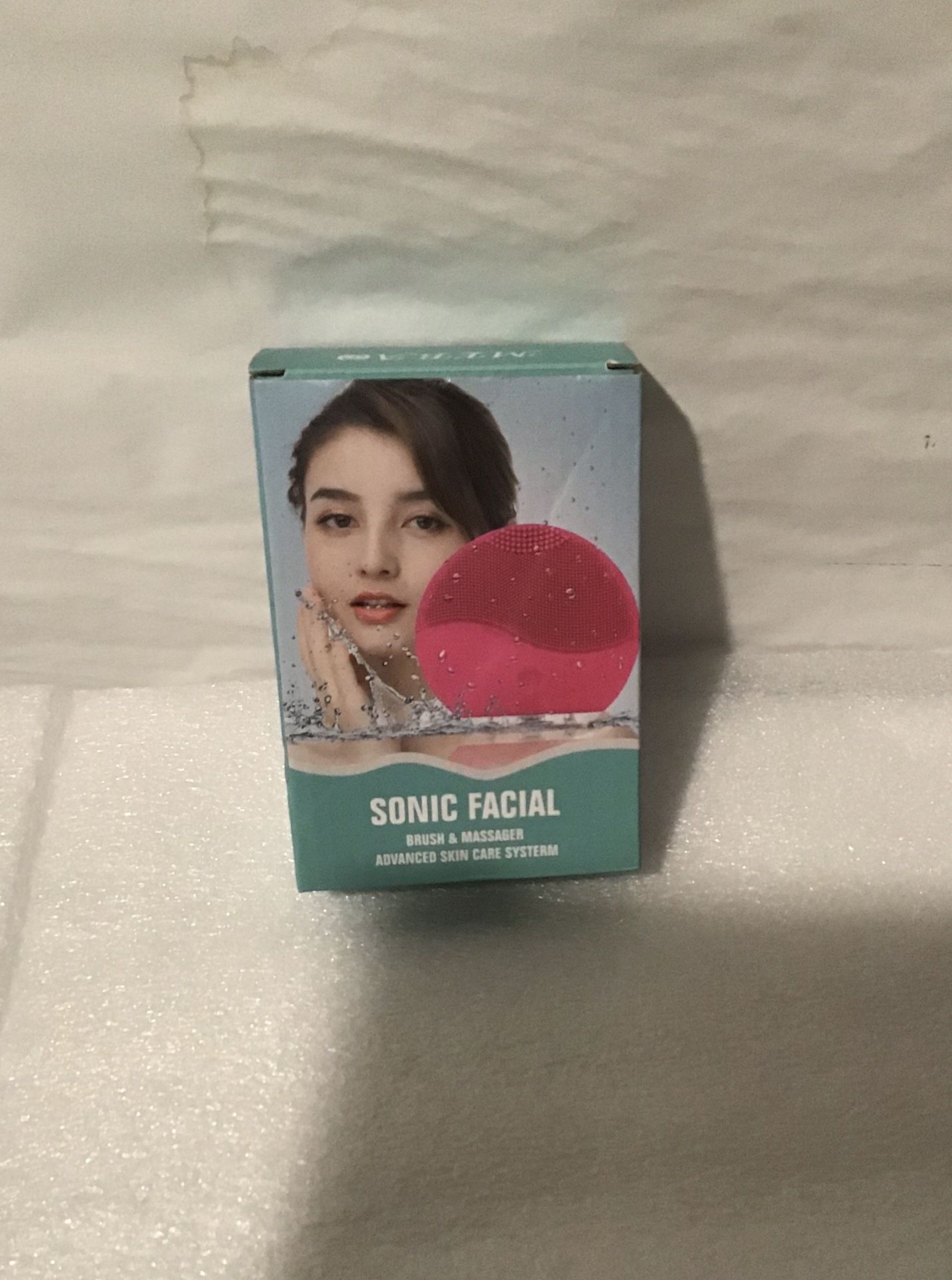 Facial Exfoliate MEBA Sonic Facial Brush and Massage