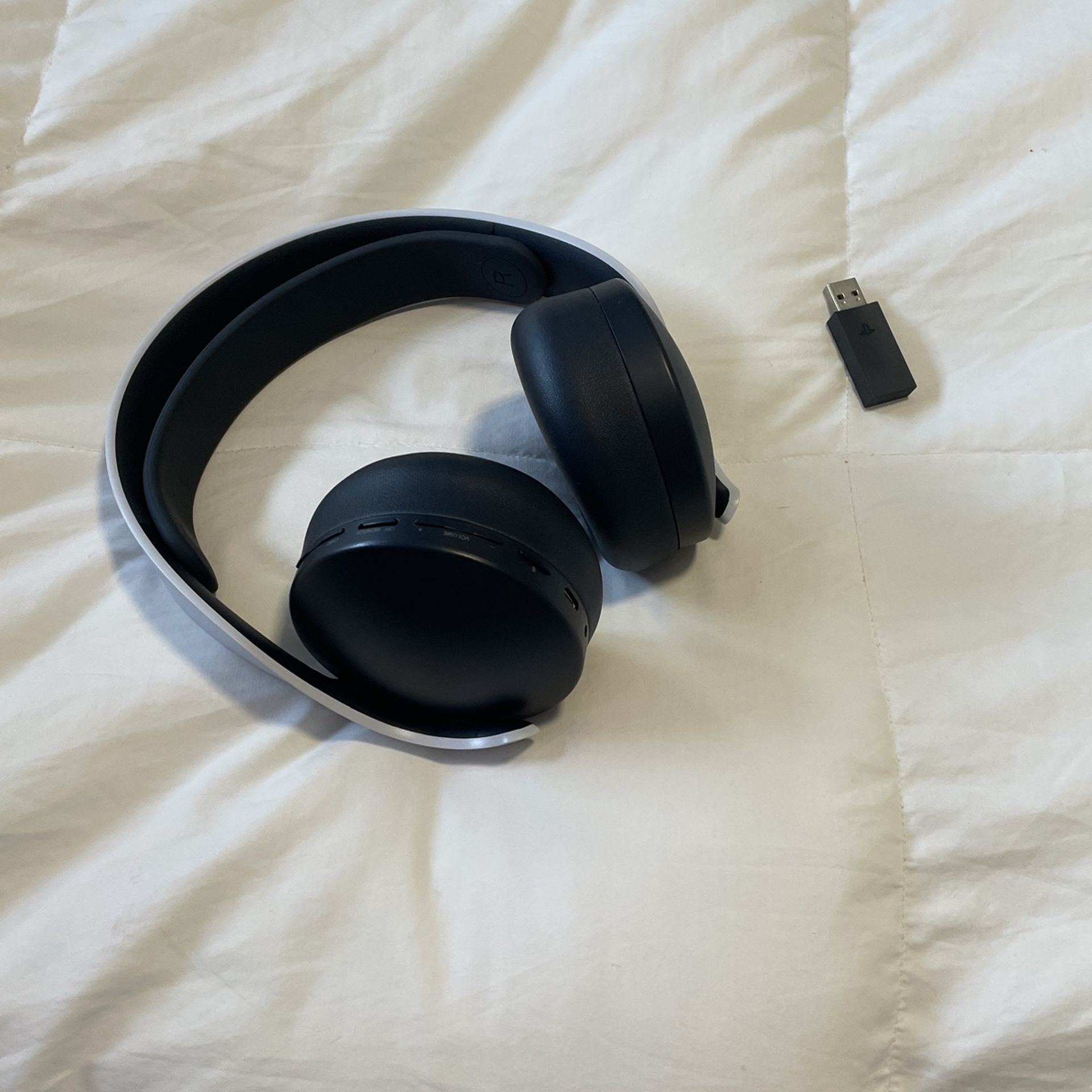 Pulse 3D wireless Headset For PS4/PS5 w/ Dongle