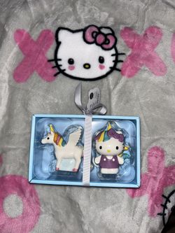 hello kitty salt & pepper shakers 🎀 PICK UP IN GRANADA HILLS