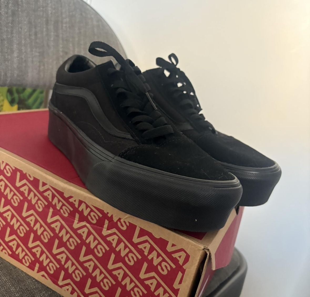 Vans Size:10