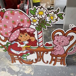 Strawberry Shortcake Birthday Decoration Bundle 🍓