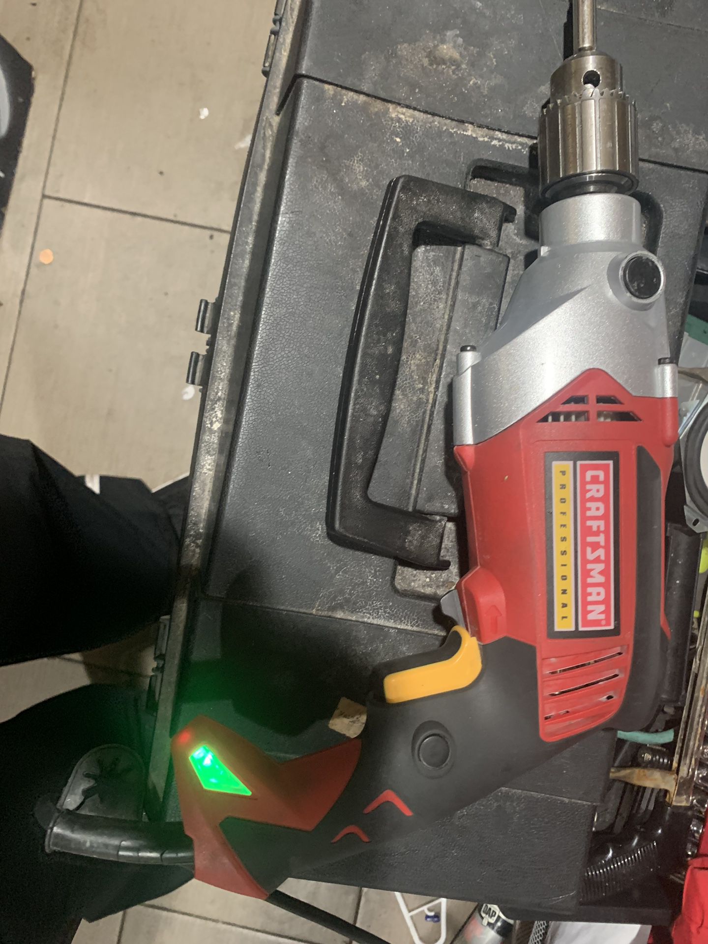 Craftsman electric drill/ hammer drill