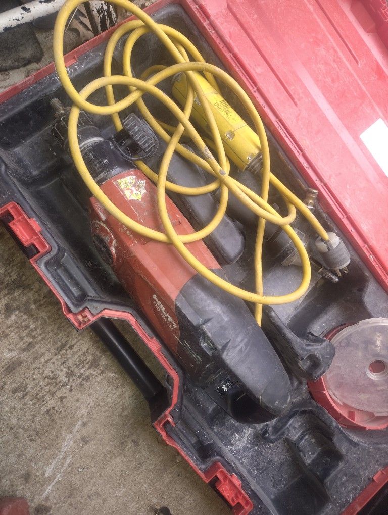 Hilti Dd150 u Diamond Core Drill.