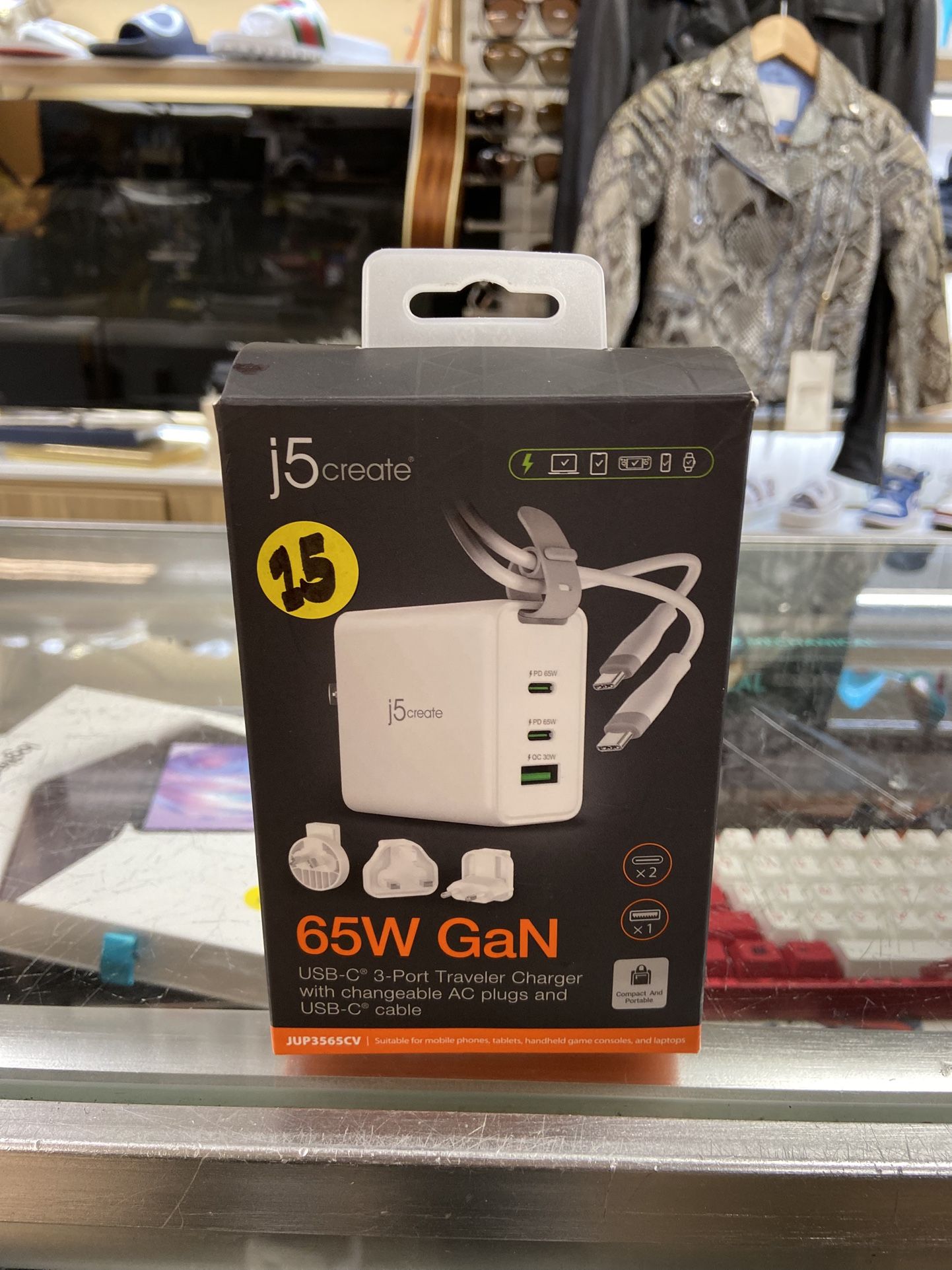 J5 Create 65W GaN Multi Port