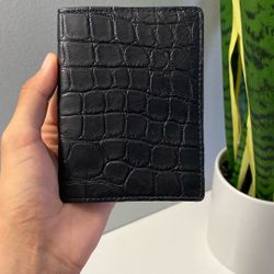 Alligator Met Wallet