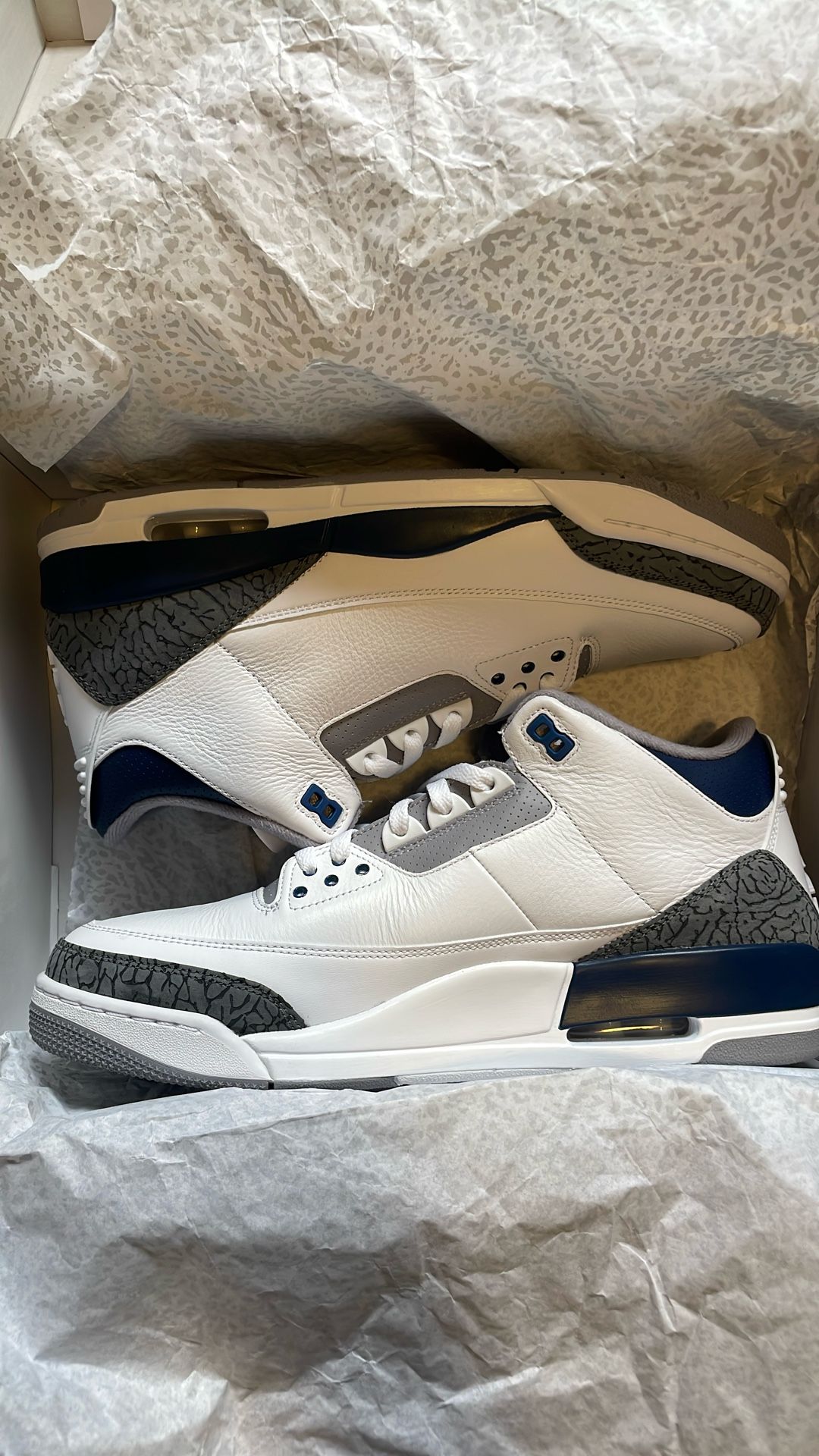 Jordan 3 Midnight Navy Size 13 
