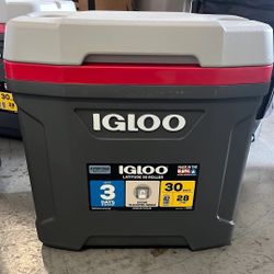Igloo 30 Qt latitude Roller cooler 🔥👌🏼🔥