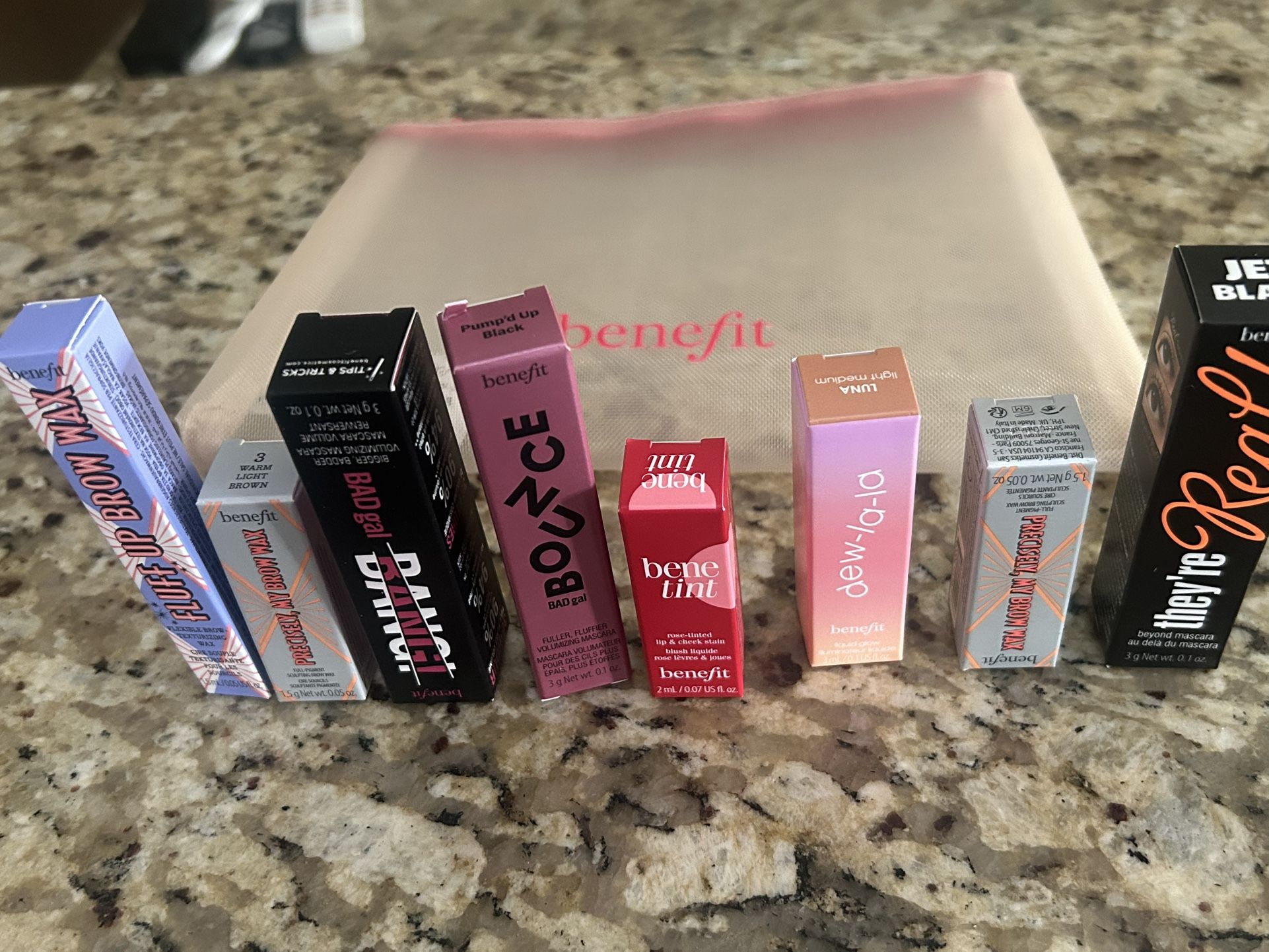 Huge Benefits Brow Eye Lips & Cheeks Set with Carrying Pouch