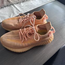 Yeezy 350 Clay Size 6.5 Men Or Fits A 8 For Women 