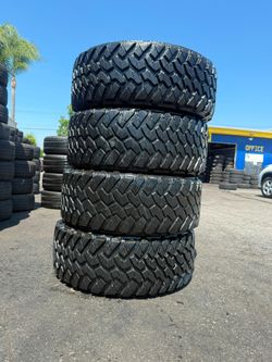 35×12.50/18 Nitto M/T 📍📍 Vendo un set de llantas con 80% de vida las 4 📍🌟