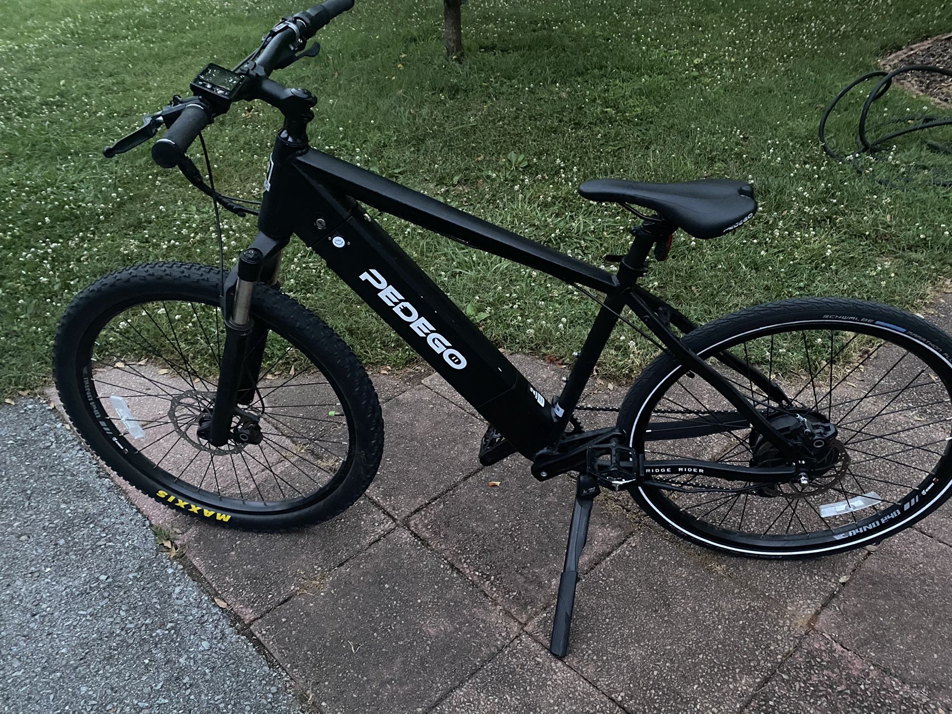 PEDEGO RIDGE RIDER - ELECTRIC MOUNTAIN BIKE