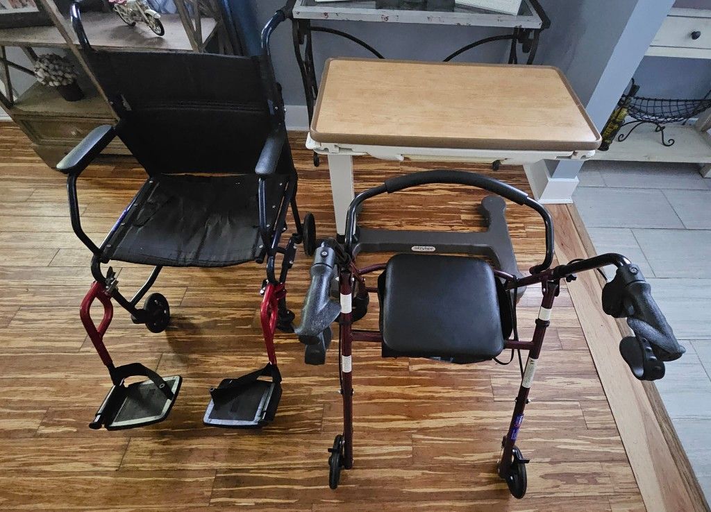 Medical Table/Wheelchair/Walker