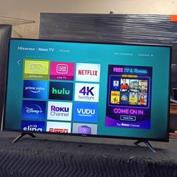 55 Inch Hisense ROKU 4k Smart Beautiful Tv Comes With Remote Control Shows Great Picture Works Fantastic Guaranteed 