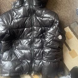 moncler puffer
