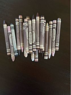 Pack of 20 skin color crayons   (Comes with bag)