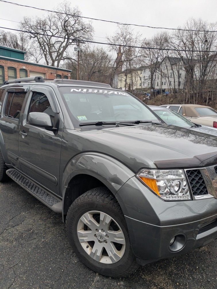 2005 Nissan Pathfinder